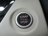 プッシュスタートボタンを押してエンジンON!