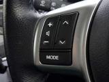 ステアリングスイッチ装備!運転しながら手元でオーディオの操作などができます。