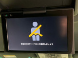 【フリップダウンモニター】大画面モニターで後席でもエンタメをお楽しみいただけます。小さなお子様にも大人気の装備です♪