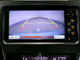 バックガイドモニター搭載で、駐車もラクラク安心!