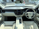 V60 ウルトラ T6  AWD プラグインハイブリッド 4WD 