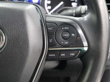 レーダークルーズコントロールには全車速追従機能を搭載し、ミリ波レーダーと単眼カメラで先行車を認識し、車速に応じた車間距離を保ちながら先行車に追従し、ドライバーの運転負荷を軽減します。