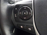 ステアリングスイッチ装備!運転しながら手元でオーディオの操作などができます。