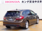 ◆リアは【プライバシーガラス】となっております。プライバシーの確保と見た目の良さはもちろんの事、太陽光を防ぐのでエアコンの効きも良くなります。エアコンの効きが良くなるので、燃費の向上にもつながります。