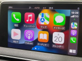 ●Apple Car Play:スマホとの有線接続で、ナビ・オーディオ再生などスマホのアプリ機能が画面でも使える便利機能です!