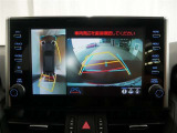 バックガイドモニターで、後方を確認しながら安心して駐車することができます。運転初心者も熟練者も必須の機能ですよ!