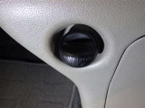現在お乗りのお車があれば喜んで査定いたします。詳しくは、お近くの名古屋トヨペットグループのお店までご相談ください。