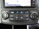 オートエアコンを装着しておりますので車内をお好みの快適な温度に保つことが可能です!