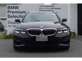 BMWの代名詞の【キドニーグリル】グリルが腎臓のように見えるので【キドニー】と呼ばれるようになりました。一目見ただけでBMWであると認識できる確固たるアイコンとして存在感を放ちます。