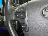ステアリングスイッチ装備!運転しながら手元でオーディオの操作などができます。