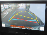 バックガイドモニターで、後方を確認しながら安心して駐車することができます。運転初心者も熟練者も必須の機能ですよ!
