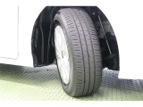 タイヤサイズ 195/65R15。