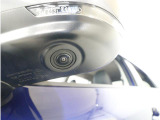 ■助手席側の死角になりやすい左前方の映像を車内の11.6インチディスプレイに表示。狭い道での安心感を高め、ドライバーの視界をサポートします。