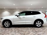 XC60 プラス B5 