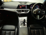 3シリーズセダン 320d 