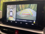 【全方位モニター】専用のカメラにより、上から見下ろしたような視点で360度クルマの周囲を確認することができます☆縦列駐車や幅寄せ時に活躍してくれます♪