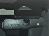 TOYOTA SAFETY SENSEは道路状況、車両状態、天候状態及びドライバーの操作状況などによっては、作動しない場所があります。あくまで運転補助機能です。