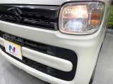 【LEDヘッドライト】悪天候や夜間走行時も良好な視界を確保し安心して運転できる高輝度LEDヘッドライトを装備!点灯速度が早く、消費電力も抑えられています。