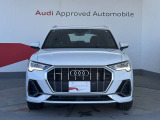 Audiの象徴であるシングルフレームグリルをよりワイドで低くシャープなデザインとすることでワイド&ローのフォルムを協調しています。