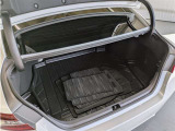 トランクルームもしっかりとしたスペースが御座いますよ! 意外と奥行きが深くかなりの量のお荷物を積み込むことが出来ます!