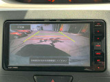 【バックカメラ】駐車時に後方確認もできますので、大きなお車が不安なお客様でも安心してお乗り頂けます。