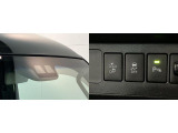 品質へのこだわり!フロアマットやシートなど車内をキレイに清掃し、ニオイや汚れなどを徹底的にクリーニングしてもらっております。室内はピカピカです☆