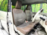 運転席シート廻りは使用感も少なく、良好な状態となっています。丁寧に使われていたことがよくわかりますね。