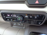 フルオートエアコン・運転席シートヒーター