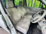運転席シート廻りは使用感も少なく、良好な状態となっています。丁寧に使われていたことがよくわかりますね。