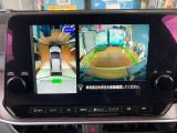 駐車時はナビゲーションでアラウンドビューモニターを見ることができ、安心して後ろを把握することが出来ます。