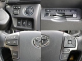 プッシュスタート・ETC・ステアリングスイッチなど運転するうえで嬉しい装備が充実しております!!