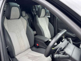内装クリーニングも施しております。内装の綺麗なお車は気持ちが良くオススメさせていただく1つのポイントになっております。