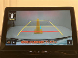 いまや必須装備「ナビゲーション」搭載!知らない場所にスイスイッとドライブ。もう、これなしではハンドルを握れませんね!でも運転中の操作は危険ですのでご注意ですね☆