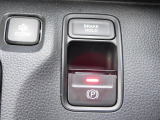 駐車ブレーキは電子制御仕様となっております。