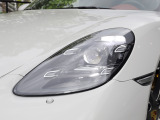 LEDヘッドライト(PDLS+)は、ダイナミックレベライザー、コーナリングライト、車速感応式ヘッドライトコントロール、ハイビームアシスタントが備わり、近遠距離や横方向の照射を的確にし安全性を高ます。
