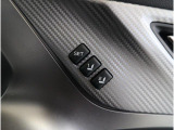 シートポジション、メモリーボタン装備。お好みで設定したシートポジションを記憶させる事が可能です。設定方法は非常に簡単です。
