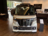 フレアワゴン カスタムスタイル ハイブリッド XT 