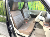 運転席シート廻りは使用感も少なく、良好な状態となっています。丁寧に使われていたことがよくわかりますね。