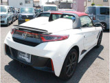 当店の展示車は、プロの業者にボディーの磨き、ルームクリーニングを依頼していますので、とてもきれいです!!ぜひ、見にいらしてください!