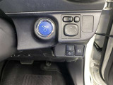 U-Carだけでなく、トヨタ車の新車販売、自動車整備、お車の買取、自動車用品販売、保険代理店業務、携帯電話等電話通信業務(KDDI、au)、JAF、各種カード発行及びお取り扱いをしております。