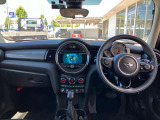 あらかじめ車両本体価格の一部を、据置価格として最終回のお支払い分に設定。月々のお支払いをお手ごろに設定いただけるバリューローンプログラムがご利用いただけます。支払回数は24・36・48・60回から選べます。