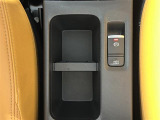 店舗にて現車の確認もいただけますので、お電話で在庫のご確認の上是非ご来店くださいませ!!!