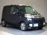 当社の優秀なスタッフがしっかり点検整備をさせていただいてからご納車いたします!さらに!エンジンオイル、エレメント・ミッションオイル・ワイパーゴムを新品交換になります!これで安心して乗って頂けます!