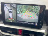【パノラミックビューモニター】専用のカメラにより、上から見下ろしたような視点で360度クルマの周囲を確認することができます☆死角部分も確認しやすく、狭い場所での切り返しや駐車もスムーズに行えます。