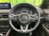 【純正革巻きステアリング】上質な革を使用することで、手にしっかり馴染みとても運転しやすいハンドルです♪