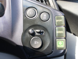 VSA(Vehicle Stability Assist)が装備!!VSAはコーナリング時の横滑りを抑制する機能と車両の急激な挙動変化を抑える機能で、安定した走行を実現していいます!!