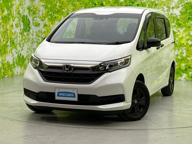 フリード+ 1.5 G ブラックスタイル 4WD 