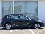 オリジナル・サービスもついたBMW自動車保険も取り扱っております。BMW自動車保険にご加入いただくと、万一のトラブルを24時間365日サポートするエマージェンシー・サービスの〈プレミアム〉をご利用いただけます。