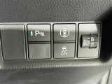 気になる車はすぐにお問い合わせください!画面右側の0066から始まる無料ダイヤルからお問い合わせ下さい!専門スタッフがお車のご質問にお答えいたします!