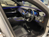 メルセデス・ベンツの定める厳しい基準をクリアしたお車のみをご案内させて頂きます。納車前整備はメーカー規定に基づき100項目以上にも及ぶ点検を熟練のメカニックによって行いご納車させて頂きます。